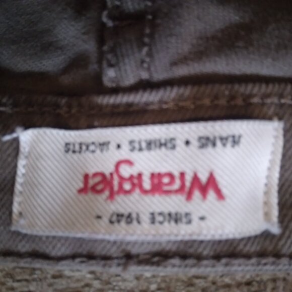 Brown Wrangler high rise flare jeans - Picture 3 of 10